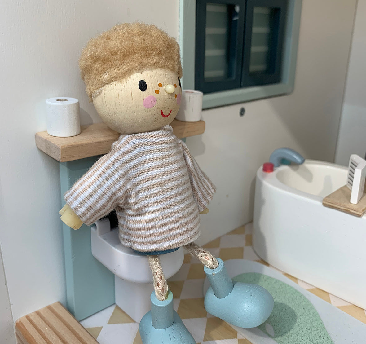 Dolls House Bathroom Furniture