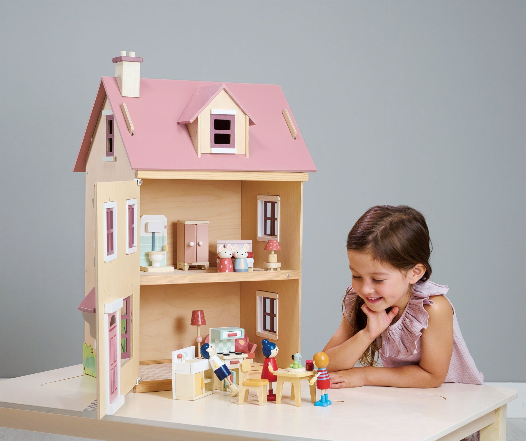 Foxtail Villa + Furniture in Pink