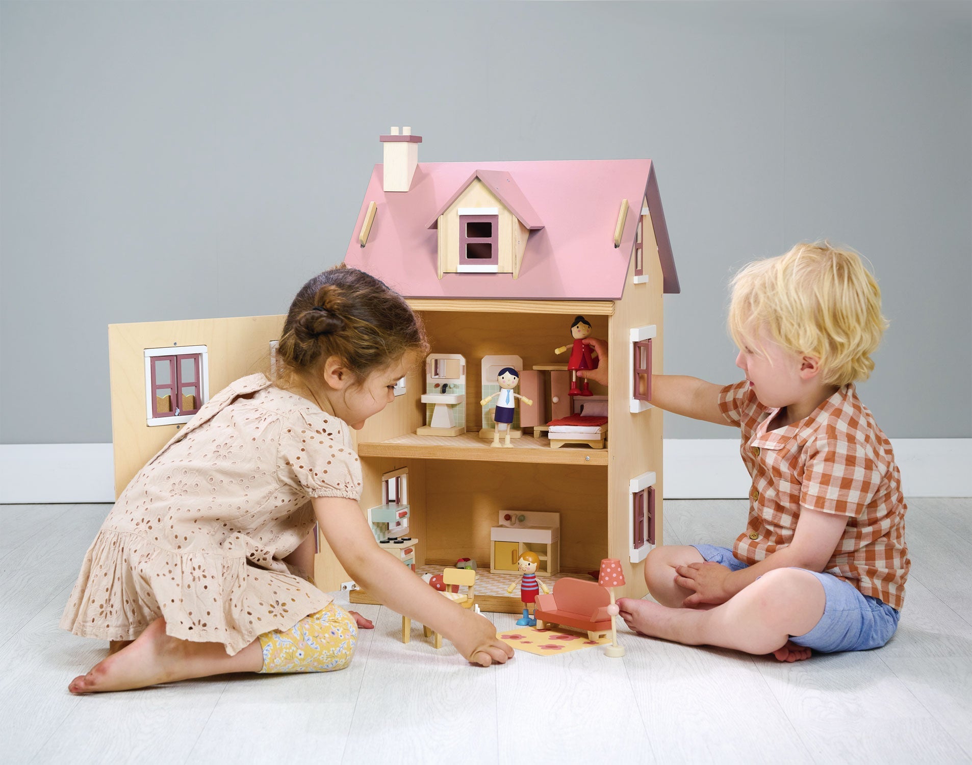 Foxtail Villa + Furniture in Pink
