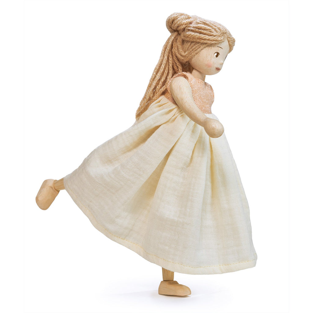 Tender Leaf Fearne Wooden Doll